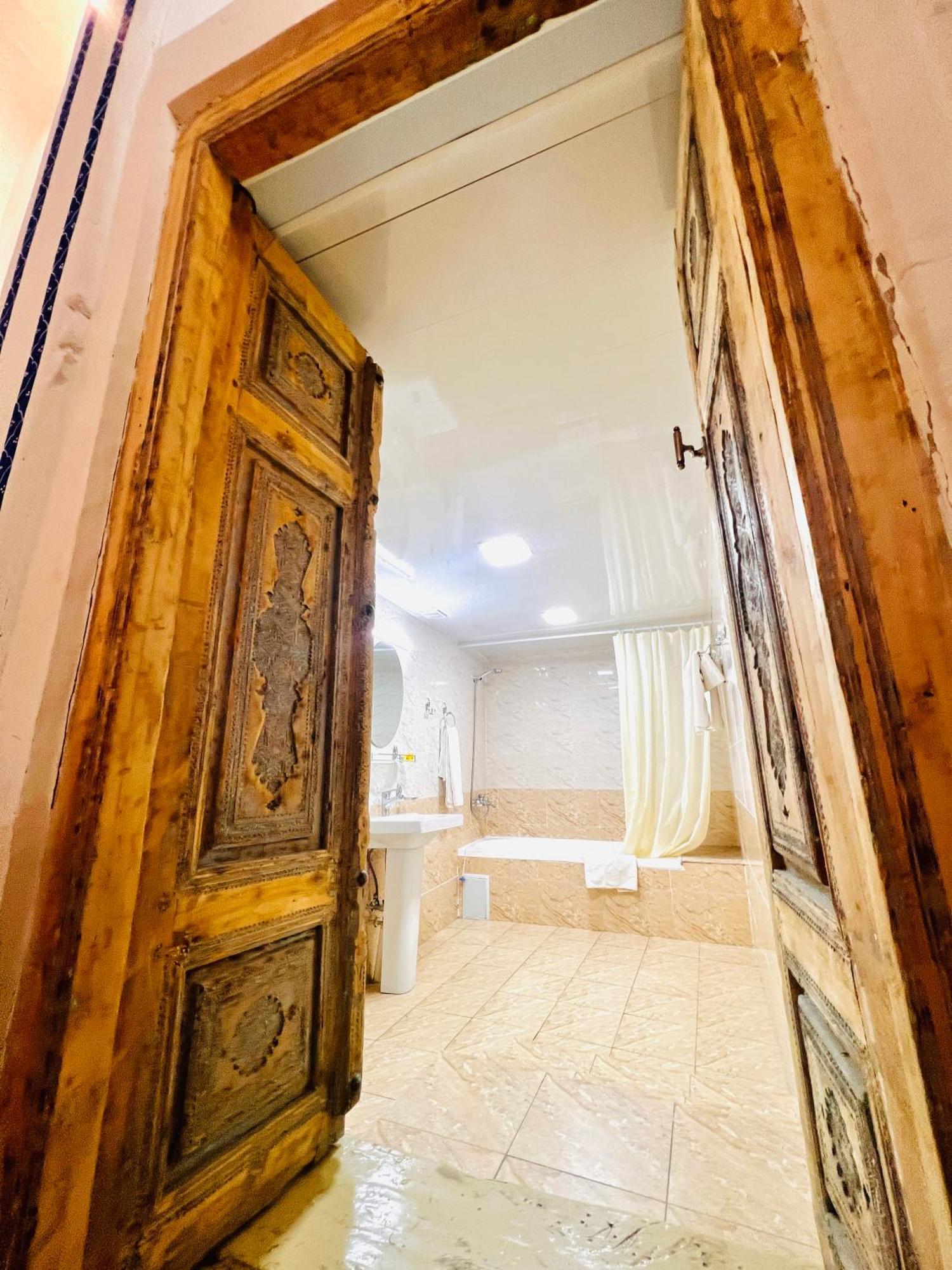 Komil Bukhara Boutique Hotel Eksteriør bilde