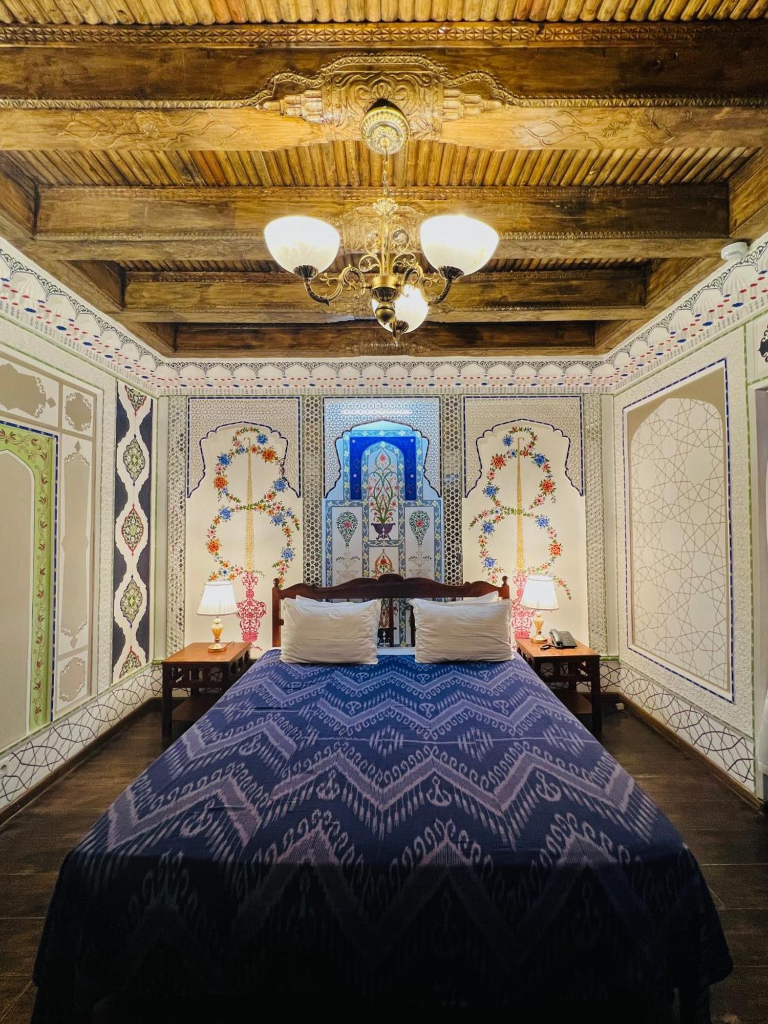 Komil Bukhara Boutique Hotel Eksteriør bilde